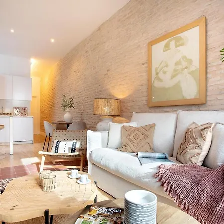 Apartment Genteel Santas Patronas *