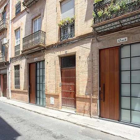 Genteel Santas Patronas * Seville