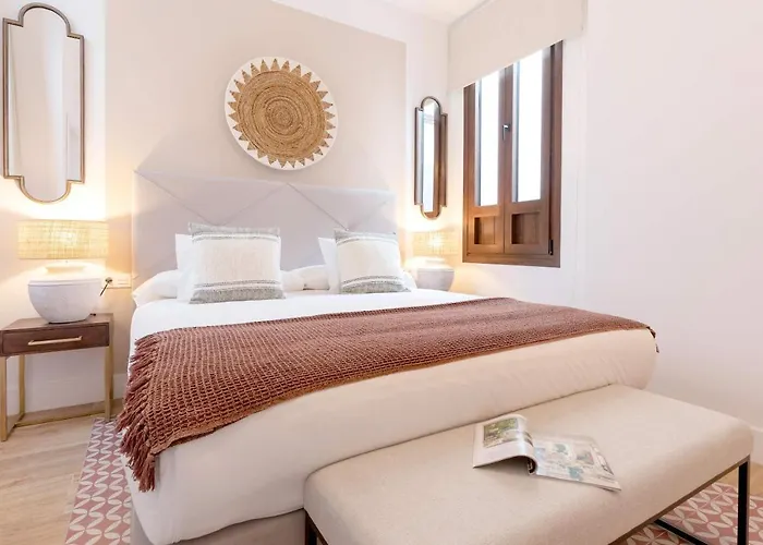 Genteel Santas Patronas Apartment Seville