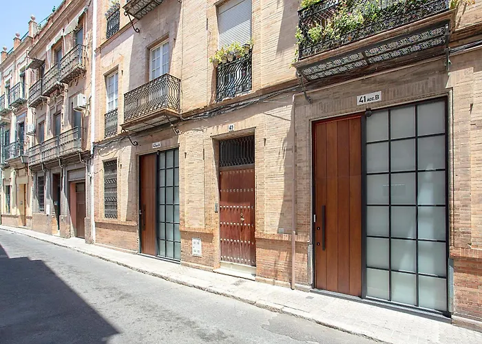 Genteel Santas Patronas * Seville